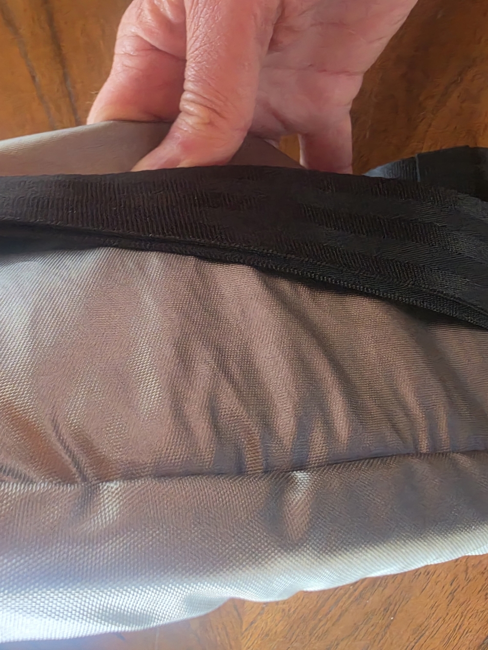 Chrome Industries Sling Shoulder Crossbody Metallic Silver Chromium Bag - NWOT - Picture 10 of 12